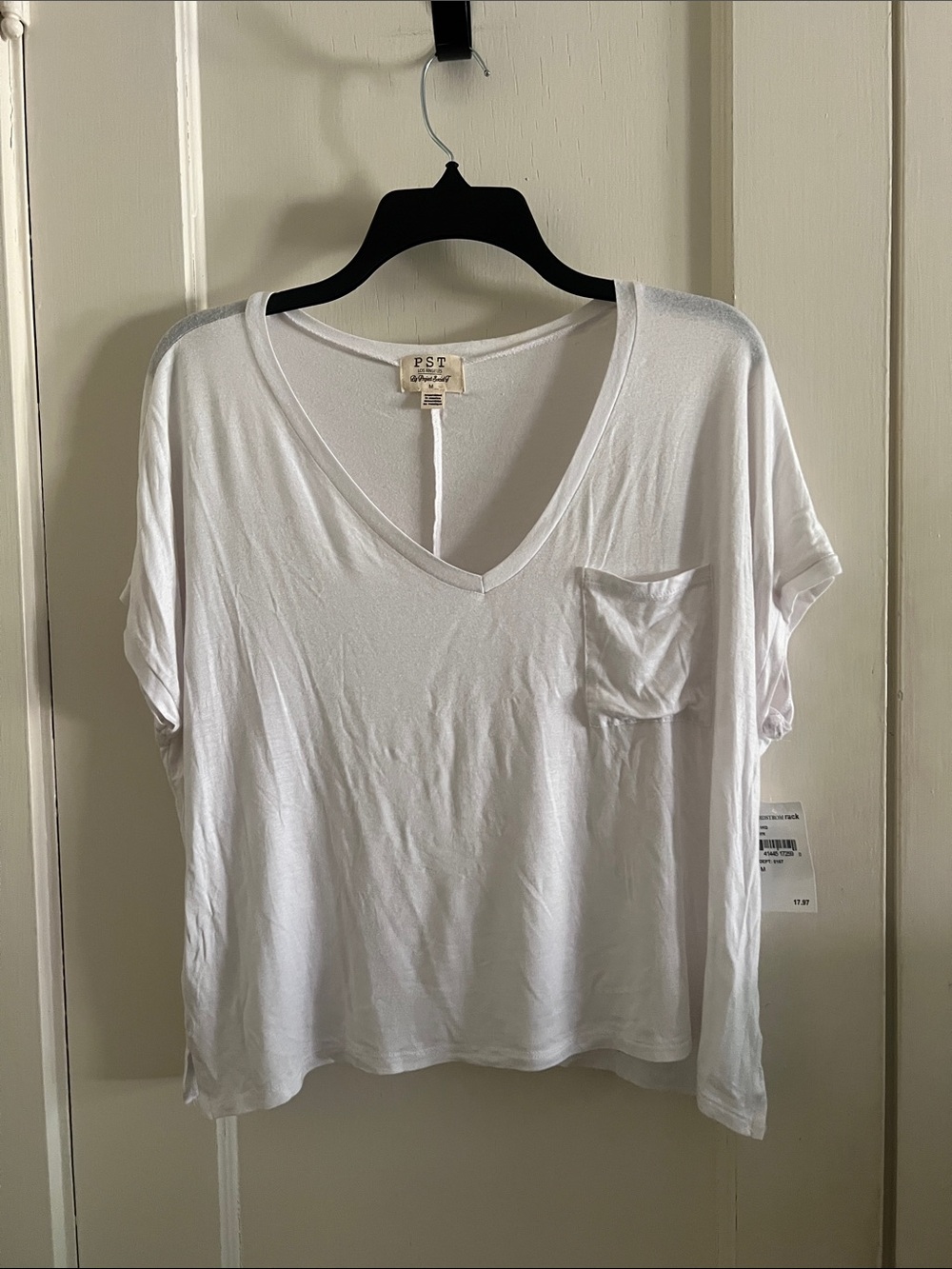 White V‑Neck Pocket Tee Shirt